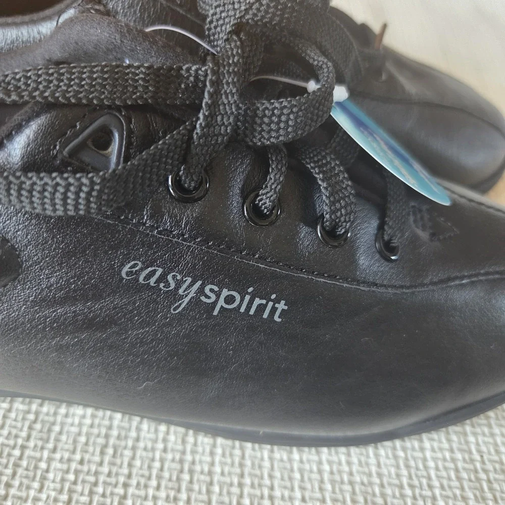 EASY SPIRIT ~ AP1 Anti-Gravity Women's  Black Leather Walking Shoes Sz